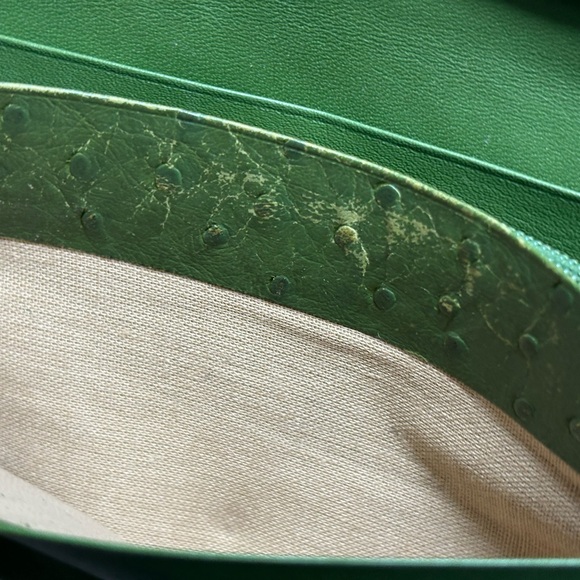 GIVENCHY Green Long Folding Wallet - Picture 16 of 16